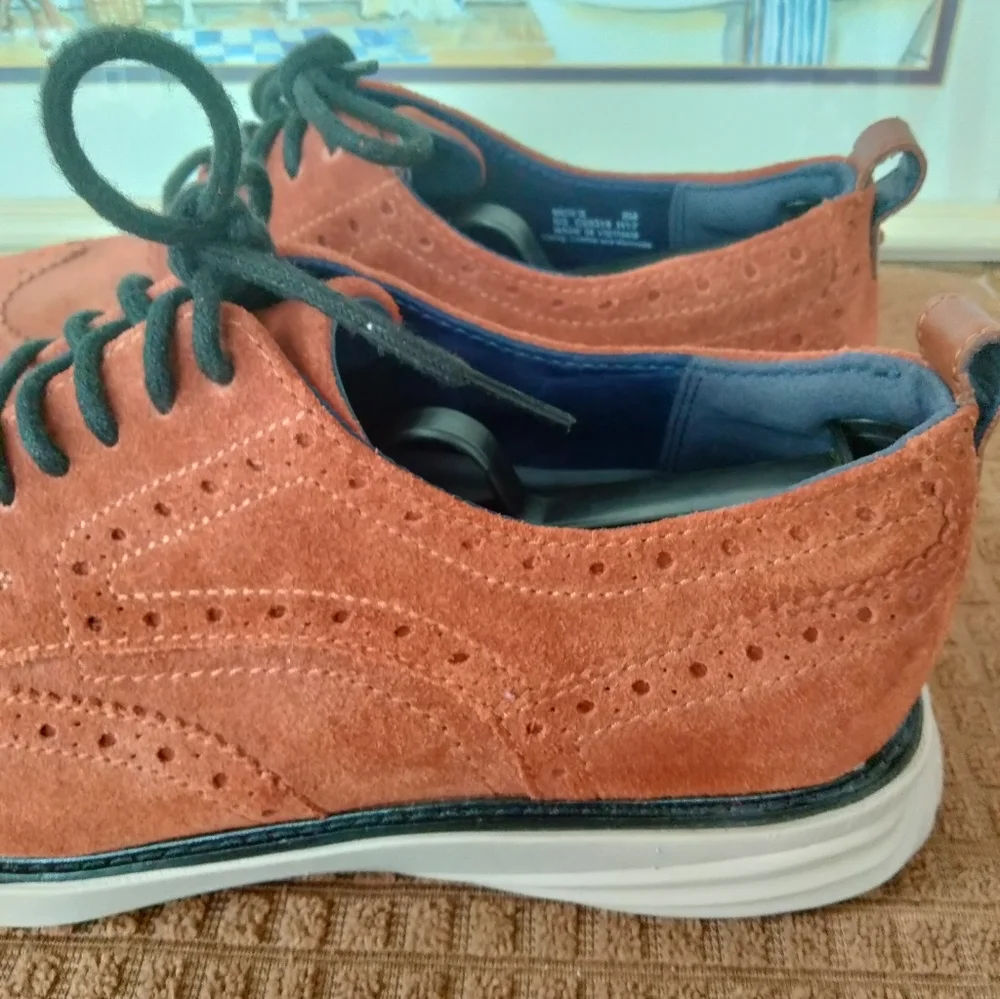 Cole Haan reposhing this